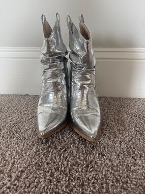 Women’s Silver Metallic Pointed-Toe Ankle Boots